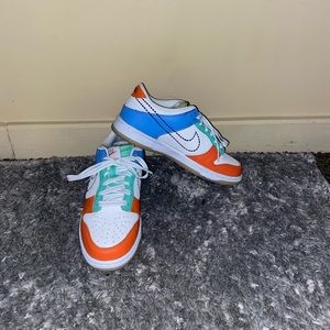 Nike dunk low white/black-safety Orange Green glow